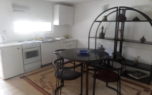 Green River Apartment