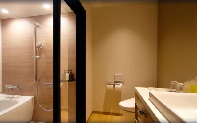 Miyako City Osaka Hommachi Hotel