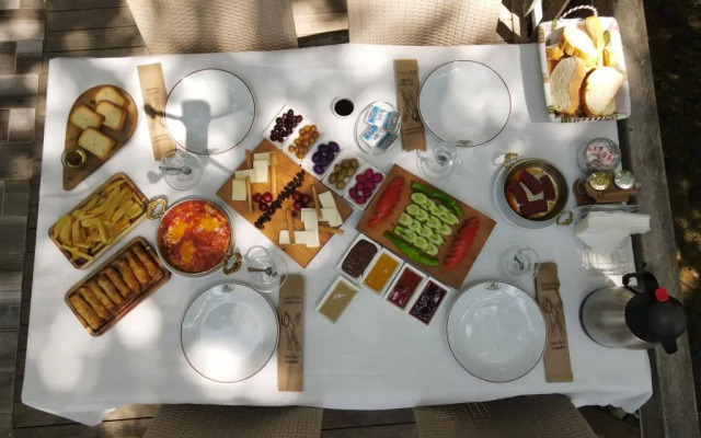 Antik Manastir Butik Otel