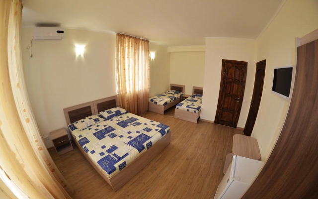 Alexandra (Александра)