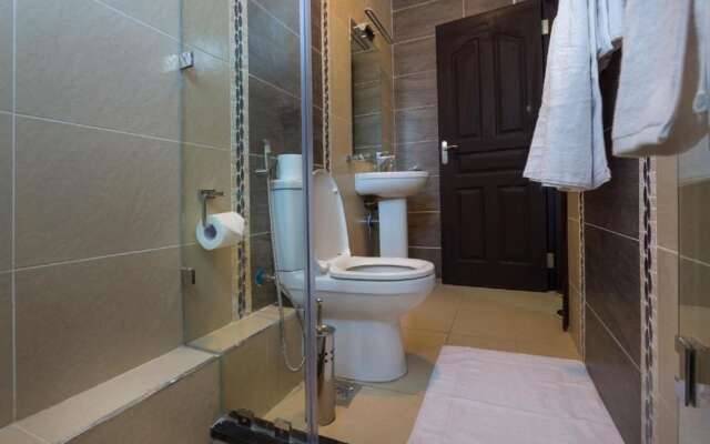 Lancaster Luxury Suites by Edmor Suites