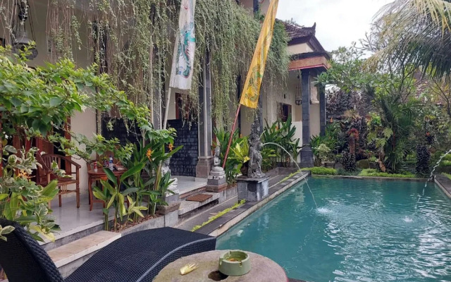 Super OYO Capital O  Pondok Ayu Homestay