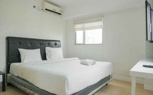 Best Location 2BR Apartment at The Wave Kuningan By Travelio