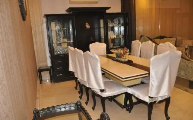 7 Suites