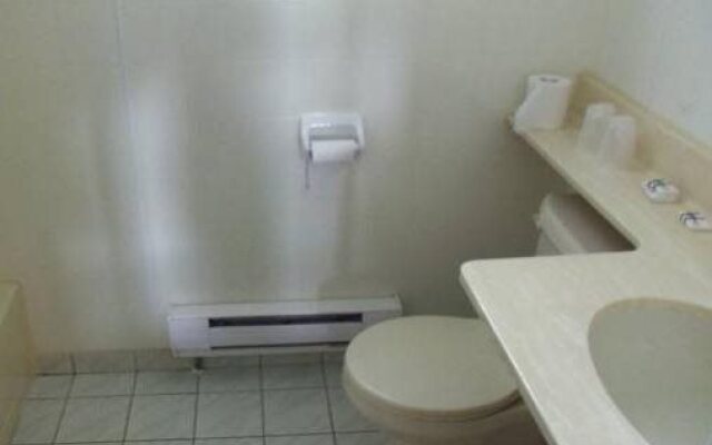 Advantage Inn