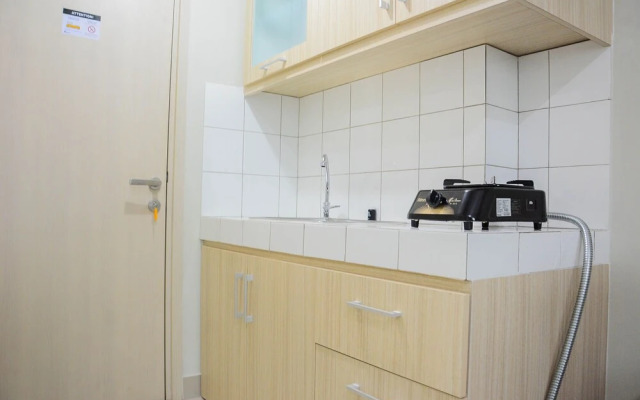 Comfortable Studio Apartment at Springlake Summarecon