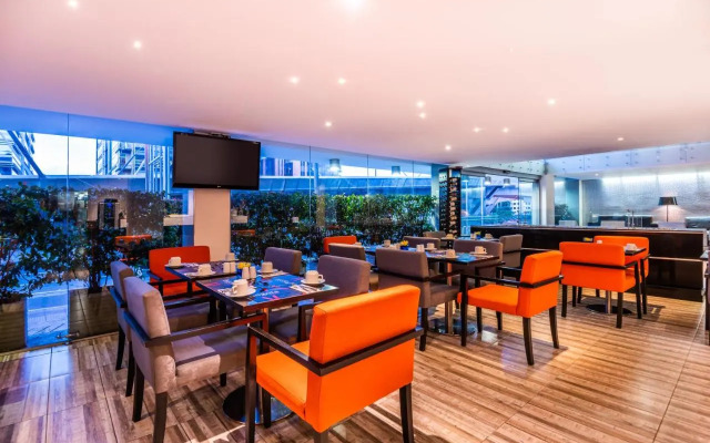 Bogotá 100 Design Hotel By Sarasti