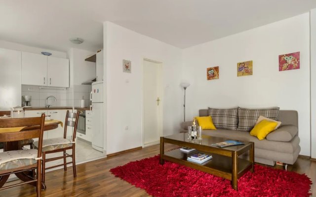 Apartment Deni - modern & in center: A1 Split, Riviera Split