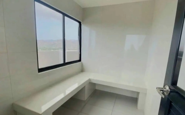 Comfortable and Modern Apartment With a Pool