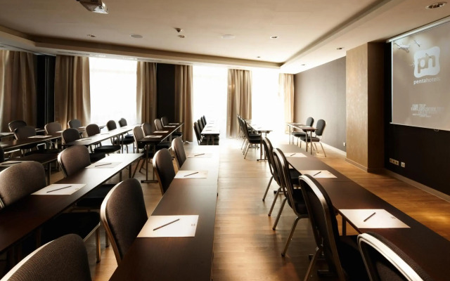 Max Brown Hotel 5th District, part of Sircle Collection (formerly Pentahotel Vienna)