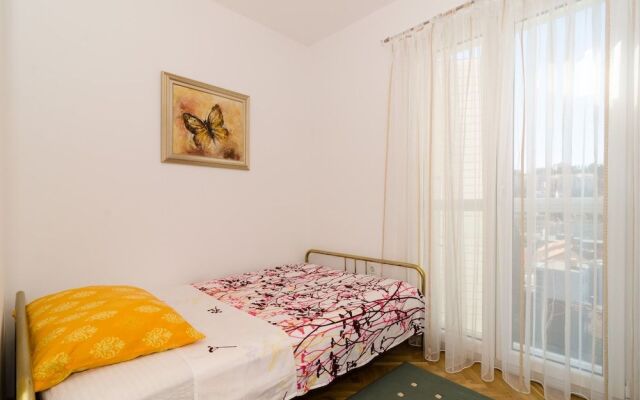 Apartment Iva - Andrije Hebranga 31