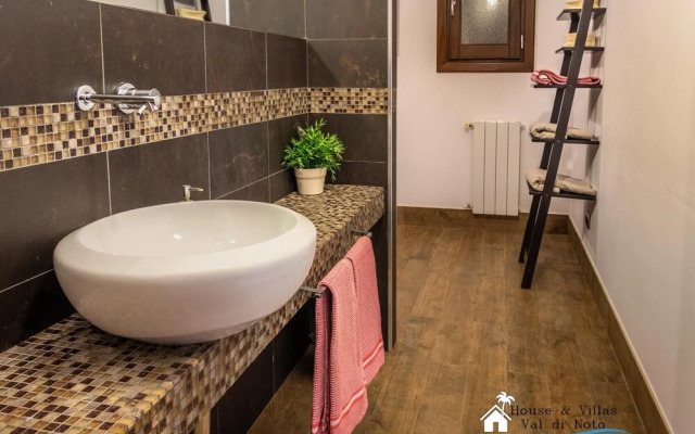 Sr-a522-avan0ar - Luxury Hills