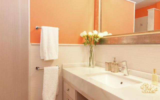 Vibrant Villa in San Bartolomé de Tirajana With Swimming Pool