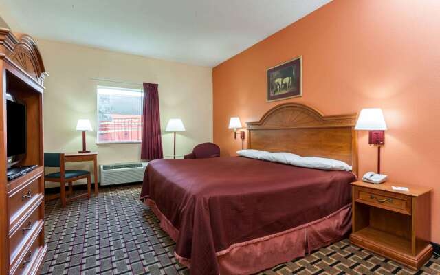 Howard Johnson by Wyndham Airport