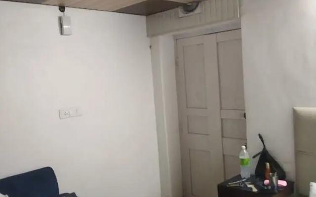 Iris Gellasenheit  Jasmine II