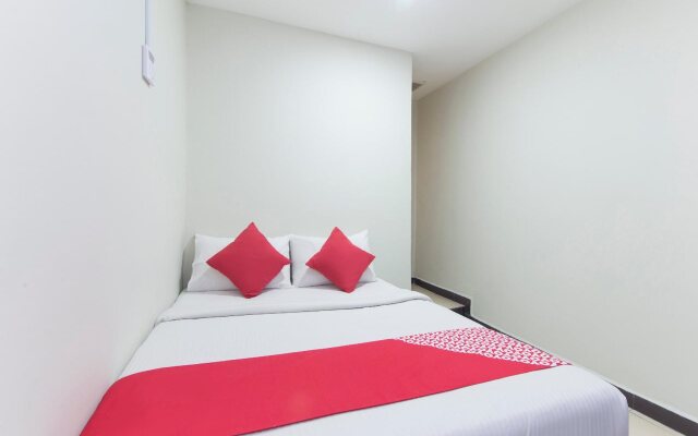 OYO 531 Good Eight Hotel