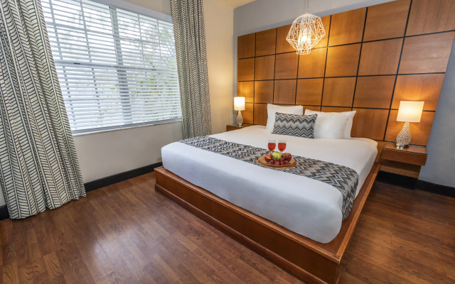 Chesterfield Hotel & Suites