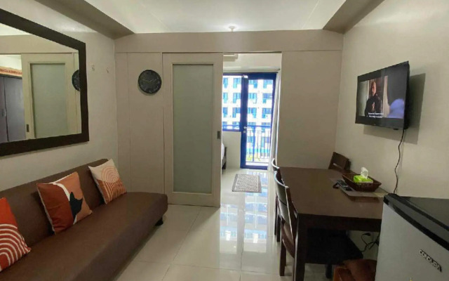 Sea Residences Antonio’s Staycation
