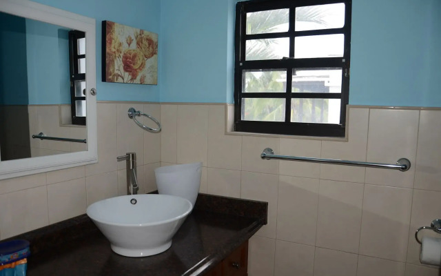 Caprice 14 Cable Beach Luxury Villa
