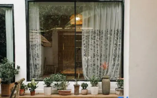 Floral Hotel·Suzhou Front Hall and Backyard Hotel (Pingjiang Road Store)