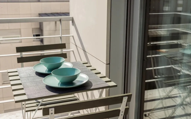 Modern Cedofeita by Homing