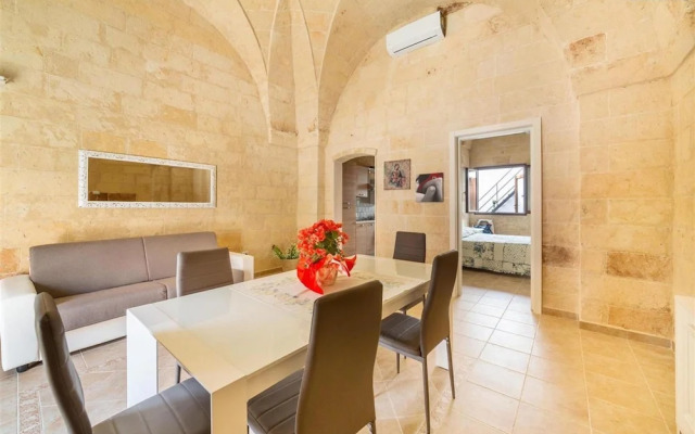 1645 Casetta Annarosa