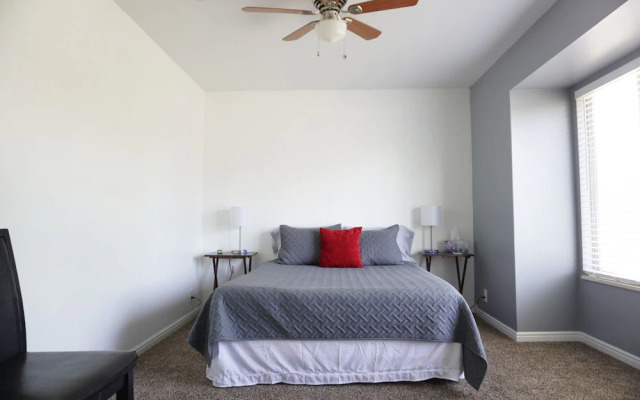 Large Room near UVU & BYU