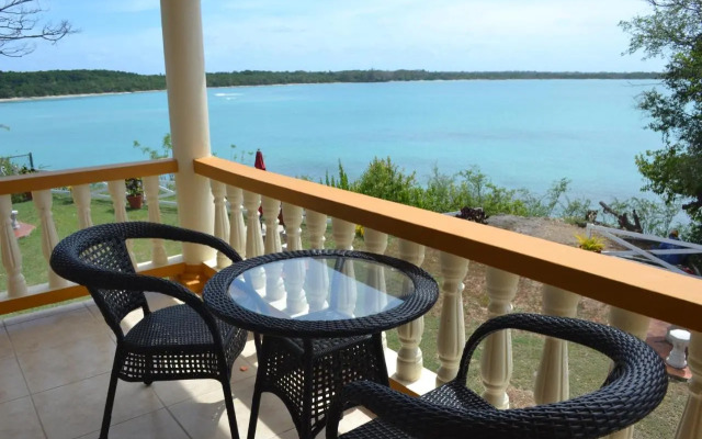 Reef View Apartments