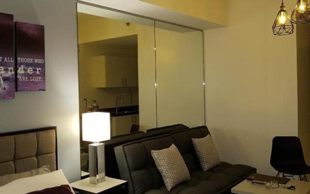 JR Studio Luxe 1824 at Princeton Residences
