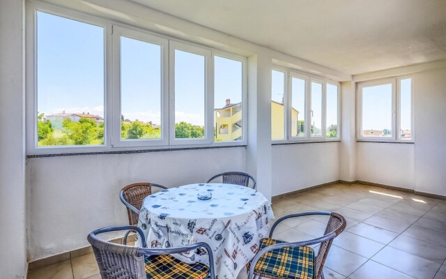 Beautiful Apartment in Umag With 3 Bedrooms and Wifi