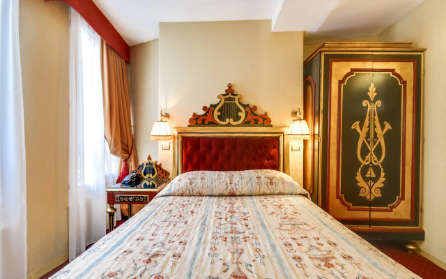 Villa Opera Drouot Hotel