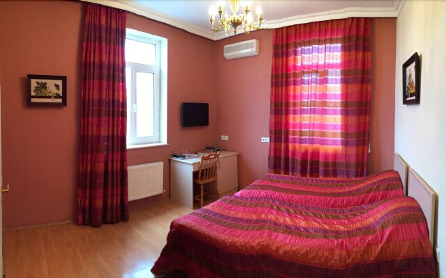 Buta Hotel