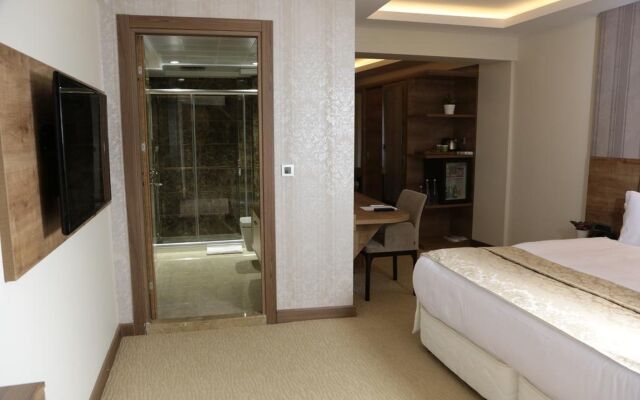 La Vie Suite Hotel
