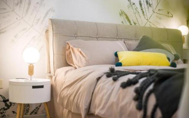 Chengdu Qingyang Wenshu Temple Locals Apartment 00144660