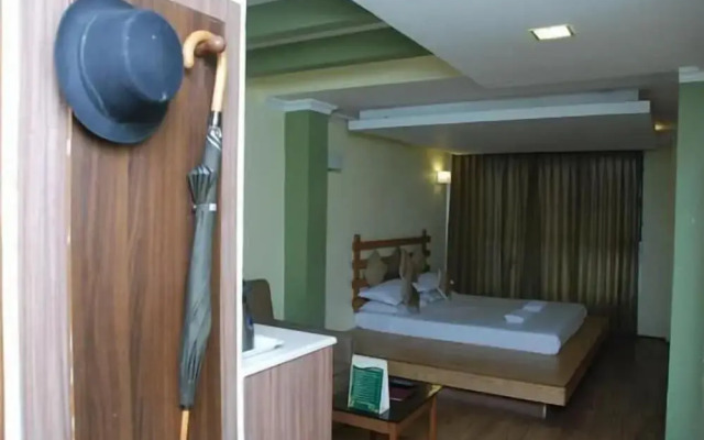 Hotel Maneck Residency