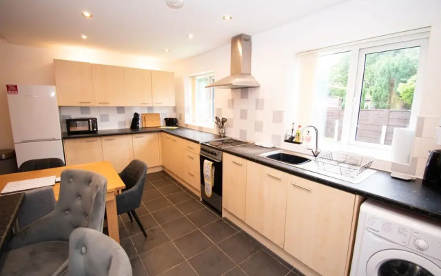 Ideal Lodgings in Bury - Redvales