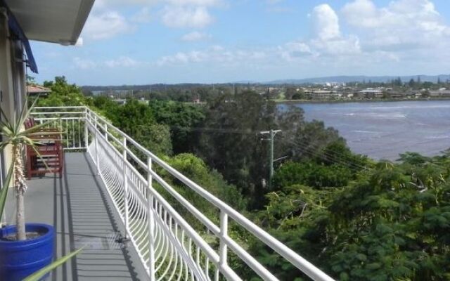 Leisure-Lee Holiday Apartments