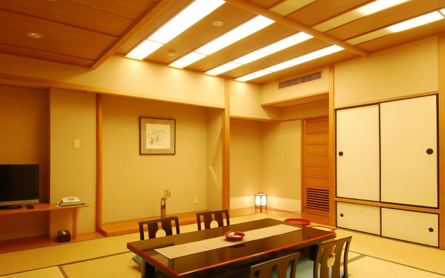 Hanabishi Hotel