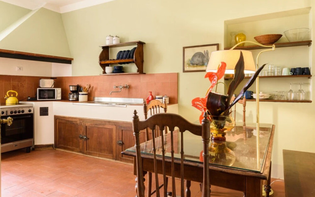 Ponte Vecchio 3 bedrooms by Mmega