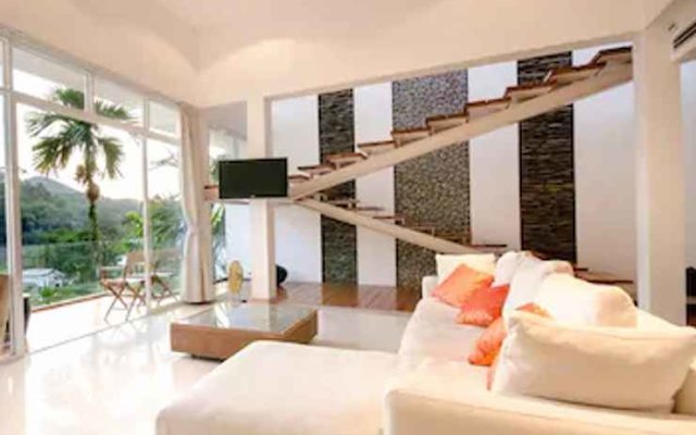 Luxury 2 Bedrooms Penthouse Kamala Escape