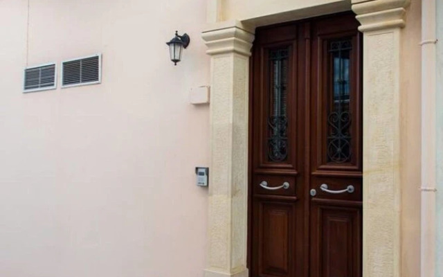 Seafront Own Ouse - Sleeps 6 - 5min Walk To the Beach