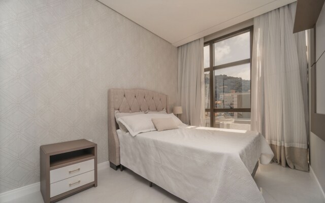 883A - Aluguel apartamento Bombinhas