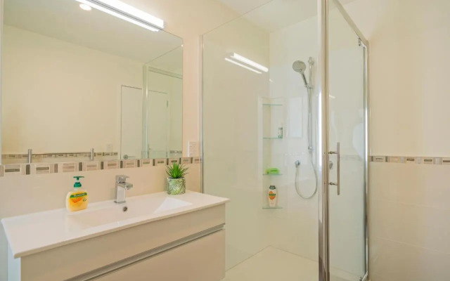 Peace and Paradise - Whitianga Holiday Home