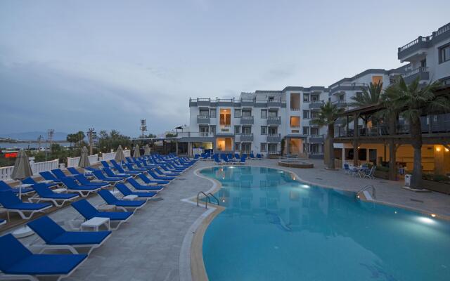 Smart Holiday Hotel & Suites -All Inclusive