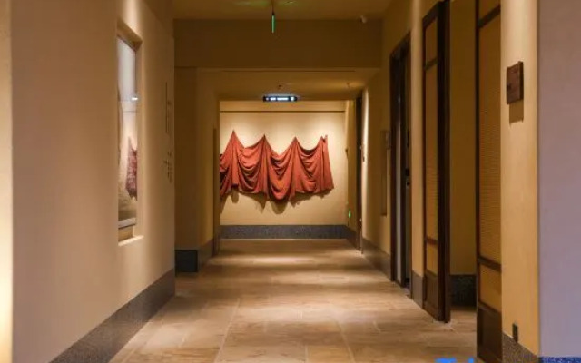 Atour Hotel Dalian Hongxinghai Coastal Highway