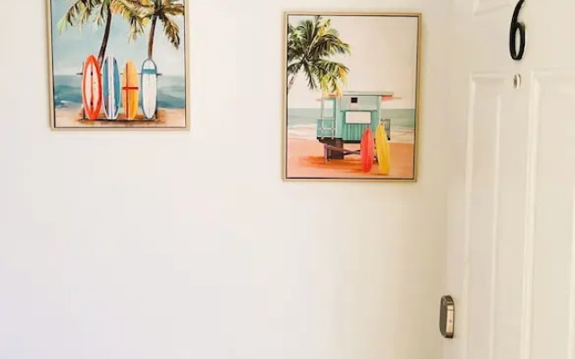 Upper East Side Renovated Studio Free Parking