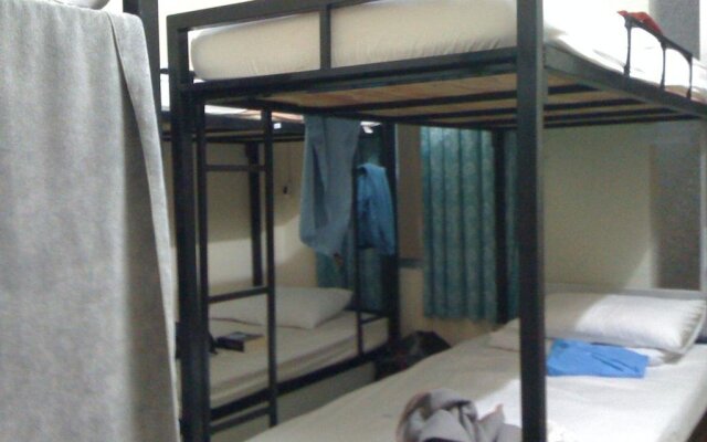 Son And Daughter Guesthouse