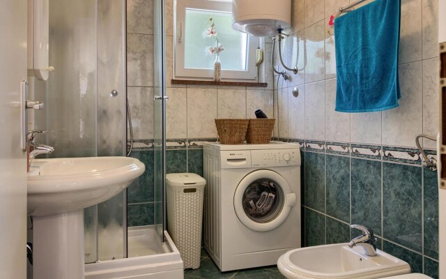 Stunning Apartment in Medulin With 1 Bedrooms and Wifi