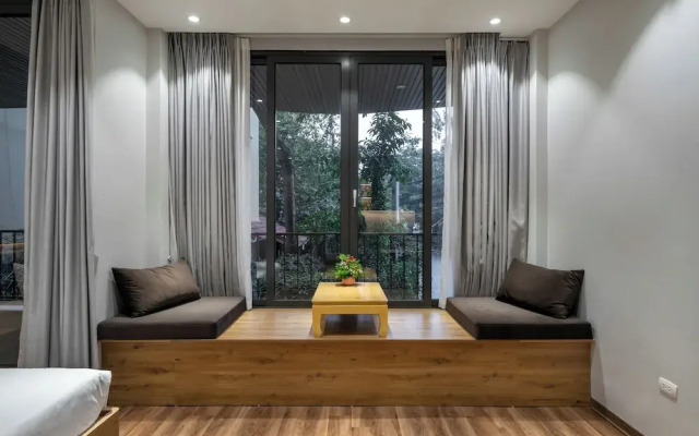 Luxe Paradise Suites Hotel  To Ngoc Van