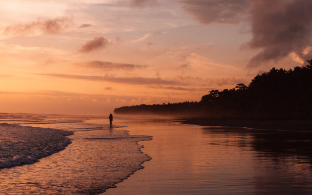 Lost Lindenberg – Beach – Pekutatan